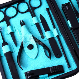 ชุดอุปกรณ์ดูแลเล็บเท้าสำหรับใช้ที่บ้าน ชุดกรรไกรตัดเล็บ ตะไบขัดเงา ที่ดันหนังกำพร้า ตะไบเล็บ และเครื่องมือต่างๆ ชุดดูแลเล็บเท้า - Product Image 2