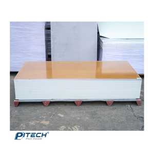 Panneau de mousse laminée en PVC de haute qualité Pitech meubles durables Vietnam moulage traitement des feuilles de plastique de texture de grain de bois - Product Image 1