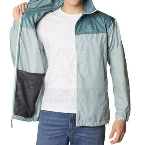 Chaqueta Cortavientos Ligera con Capucha y Logotipo Frontal, Diseño Plegable para Fácil Almacenamiento y Viaje, Actividades al Aire Libre de Invierno - Product Image 3