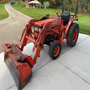 Tractores Agrícolas Kubota L3010 4x4 en Stock, en Venta a Bajo Precio, Mejor Precio, Entrega Rápida, Maquinaria Agrícola a Precio Económico - Product Image 1