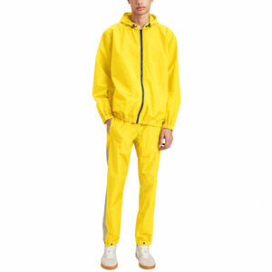 Ensemble de survêtements légers et confortables pour hommes avec fermeture éclair – Tenue de course hivernale en tissu léger pour hommes - Product Image 3
