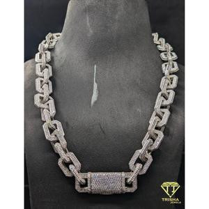 Cadena Cubana de Lujo para Hombre con Incrustaciones de Diamantes VVS Moissanite y Plata de Ley 925, Joyería Hip Hop de Trisha Jewels - Product Image 5