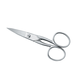 Ciseaux à cuticules de style russe pour droitiers, en acier inoxydable, tranchants, avec logo personnalisé et marque privée - Product Image 1