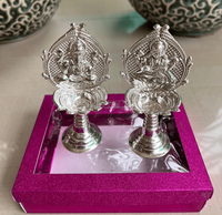 Laxmi/ Ganesha 쌍 Deepam Diwali Diyas 기업 선물 결혼 반환 선물 축제 Pooja 호의 가정 장식 금속 오일 램프 Diya