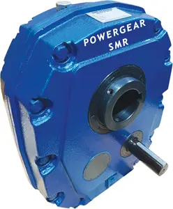 SMR轴安装斜齿轮减速器，带镀锌扭矩臂和配料厂输送机系统的保持套件