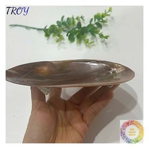Plateau à bijoux en coquillages naturels aux courbes organiques et détails irisés, accessoires d'intérieur de style artisanal pour cadeau - Product Image 2