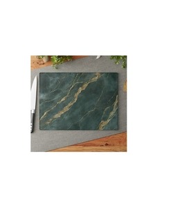 Planche à découper en marbre poli à la main pour une collection d'accessoires de cuisine haut de gamme, rehaussant l'élégance de votre espace culinaire - Product Image 6