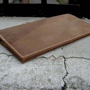 Cartera de Cuero Genuino Hecha a Mano de Alta Calidad, Delgada, Personalizada, con Diseño Vintage, Ranuras para Tarjetas, Accesorios de Viaje - Product Image 1