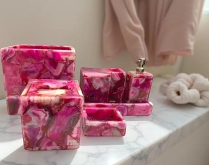 Ensemble de salle de bain en résine, design artisanal avec paillettes dorées, ensemble de salle de bain perlé de créateur, échantillon d'ensemble de salle de bain en résine époxy - Product Image 2