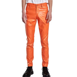 Pantalon en cuir pour homme, coupe classique, design confortable pour un style décontracté, idéal pour les activités de plein air et le quotidien. - Product Image 1