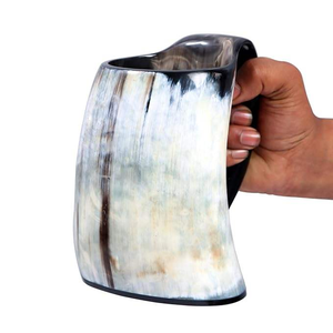 Mug en corne sculpté à la main, écologique et haut de gamme - Tasse décorative et fonctionnelle pour bière, hydromel et café - Product Image 3