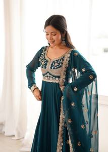 Lehenga Choli indien traditionnel bleu sarcelle avec dupatta brodé, robe ethnique longue pour femme - Product Image 3