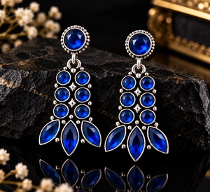 Boucles d'oreilles pendantes vintage en cristal bleu pour femme, en alliage plaqué argent antique, forme géométrique marquise - Product Image 6