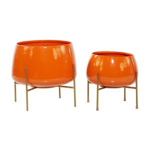 Pot de fleurs décoratif rond en métal orange brillant avec support doré, support de plante surélevé moderne pour jardin intérieur et extérieur - Product Image 2