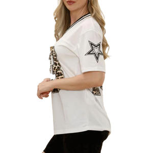 Maillot de football américain blanc pour femme, imprimé léopard, numéro 23, en maille, style streetwear, maillot de match, vêtements d'entraînement personnalisés pour équipe - Product Image 3