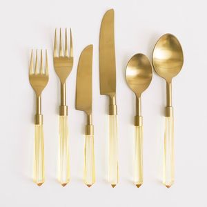 Juego de cubiertos metálicos con acabado antiguo, elegantes utensilios de comedor para decoración de restaurantes vintage, servicio de banquetes y hostelería de lujo. - Product Image 5