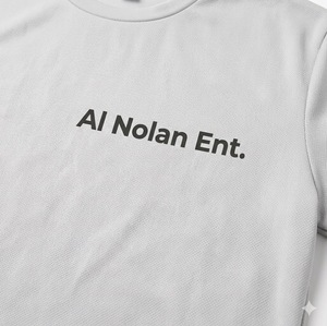 ชุดเสื้อยืดและกางเกงขาสั้นผู้ชายแบบถัก 2 ชิ้น ผลิตโดยผู้ผลิต OEM ผ้าฝ้าย 100% สไตล์ลำลองสำหรับฤดูร้อน พิมพ์โลโก้ตามสั่ง - Product Image 4