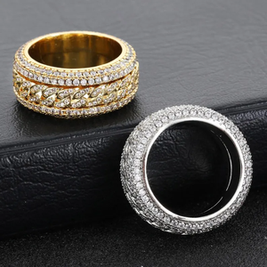 Anillo de Plata 925 con Moissanita Brillante y Engaste Pavé, Estilo Hip Hop, Pieza de Lujo con Brillo Intenso, Regalo de Moda Perfecto para Hombres y Mujeres - Product Image 3