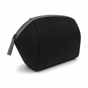 Petite trousse de toilette simple avec fermeture éclair, portable, recyclable, sac de recyclage - Product Image 1