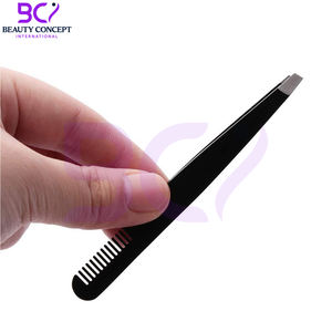 Pinza para Cejas OEM ODM de Acero Inoxidable Ultra Afilada, Punta Inclinada, Ligera, Agarre Extra, Calidad Premium, Nueva y Moderna - Product Image 3