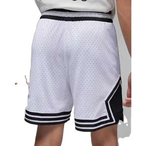 กางเกงขาสั้นบาสเก็ตบอลแบบปักชื่อทีม - Product Image 2