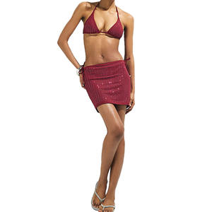 Conjunto de bikini triangular con diamantes de imitación rojos para mujer, con falda de malla a juego, traje de baño sexy con lazo halter para la playa - Product Image 1