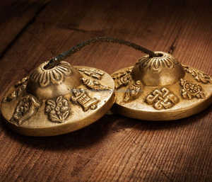 Eco de la Eternidad – Campana Tingsha Hecha a Mano para Ceremonias Espirituales y Meditación Profunda - Product Image 6