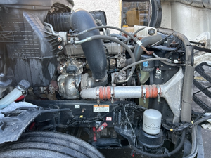 รถบรรทุกหัวลากขนาดใหญ่ ปี 2023 รุ่น 6x4 กำลัง 505 แรงม้า หลังคาสูง พร้อมห้องนอน สภาพดีเยี่ยม วิ่งเพียง 252,020 ไมล์ - Product Image 5