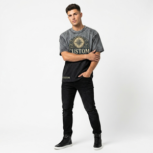 T-shirt à manches courtes en jersey 100% coton, style vintage, coupe ample, imprimé DTG personnalisé, effet délavé, pour homme et femme. - Product Image 4