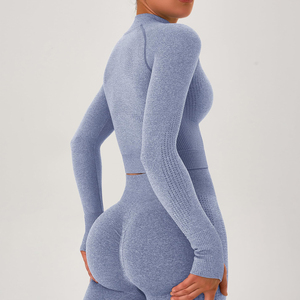 Ensemble de yoga trois pièces pour femmes, respirant, anti-transpiration, avec leggings taille haute, soutien-gorge de sport et veste. - Product Image 5