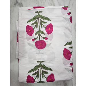 Tela Floral Estampada Tradicional India 100% Algodón Lavable para Venta al por Mayor Multiusos - Product Image 1