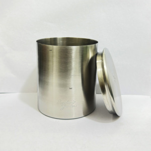 Wholesale Modern Luxury Large 16 oz Unique <b>Empty</b> Christmas Candle <b>Jars</b> Lid Brushed Finish Custom Logo Handmade Durable Brass - Product Image 3