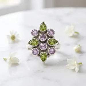 Bague Statement en Argent Sterling 925 Fait Main avec Multiples Pierres Précieuses, Peridot Vert et Améthyste, Bijoux Bohèmes Vintage pour Femmes - Product Image 4
