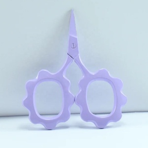 Petites ciseaux à broder Little Love, ciseaux en forme de petit cœur, bleu clair - Product Image 6
