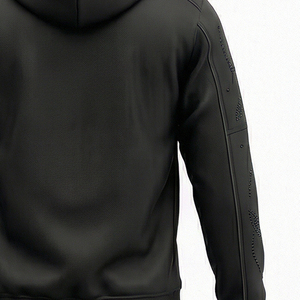 Hoodie Premium Streetwear ONYX MALUZA Industries avec logo empilé enduit, mode urbaine, 100% coton, hiver - Product Image 3