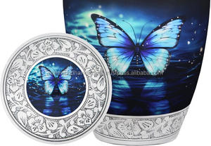 Urnas Funerarias Decorativas de Latón Hechas a Mano para Hombres y Mujeres - Product Image 6