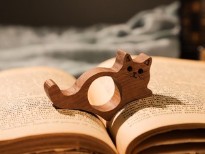 Soporte de Anillo para el Dedo para Leer Libros, Sujetador de Dedos de Madera - Product Image 2