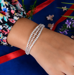 Bracelet jonc vintage en diamant blanc certifié IGI, multi-rangs, coupe poire et marquise, manchette ouverte, bijoux pour femme - Product Image 1