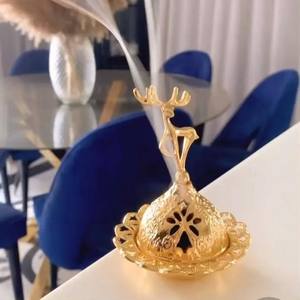 Quemador de Dhoop de Latón Pulido de Alta Calidad con Tapa, Accesorio para Culto en Templos, Venta al por Mayor para Compradores Internacionales, Exportación para Hogares, Restaurantes y Hoteles - Product Image 4