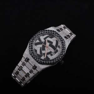 Montre Hip Hop pour homme de qualité supérieure avec mouvement japonais automatique, cadran de designer luxueux sur mesure disponible au prix d'usine - Product Image 2
