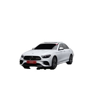 <span class=keywords><strong>Mercedes</strong></span>-Benz <span class=keywords><strong>E220d</strong></span> 4MATIC <span class=keywords><strong>AMG</strong></span> Line Diesel berline 2023 avec sièges en cuir et caméra de recul - Product Image 1