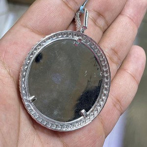 Pendentif rond en alliage plaqué argent avec diamants Moissanite VVS, classique, unisexe, cadeau, bijoux Hip Hop - Product Image 3