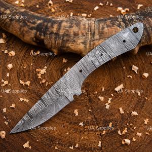 มีดทำมือ UA Supplies Full Tang Damascus Steel สำหรับล่าสัตว์และตั้งแคมป์ ใบมีดทรง Drop Point ความหนา 0.6 มม. รับผลิตแบบ OEM/ODM ปรับแต่งได้ - Product Image 5