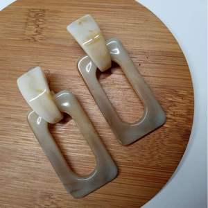 Pendientes Étnicos Hechos a Mano con Cuerno de Búfalo, Cristal Natural, Accesorios de Moda, Joyería Moderna - Product Image 2