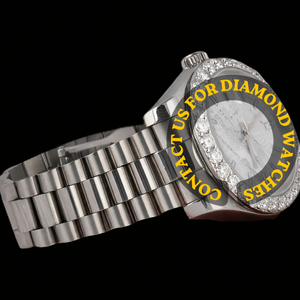 Montre à quartz de luxe avec cadran en verre à chiffres romains, sertie de moissanite, design tendance, cadeau d'anniversaire pour elle, très bien notée - Product Image 1