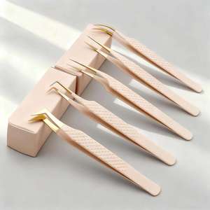 Pinzas para Pestañas de Acero Inoxidable de Precisión DANTRIC IMPLANTS, Punta Suave de 10 mm, Juego de Herramientas de Maquillaje Profesional, Agarre Perfecto, Rosa Dorado - Product Image 1