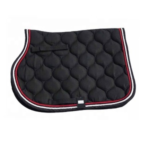 Expérience d'équitation optimale Tapis de selle de cheval personnalisés de haute qualité Meilleure conception avec doublure en polycoton - Product Image 3