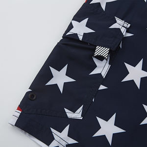 Shorts de bain décontractés pour hommes en polyester de qualité supérieure avec taille élastique, respirants et à séchage rapide - Product Image 3