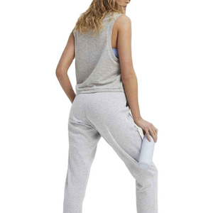 2025 High Quality Fashion New High Quality Women's Crop Tank Top Solid Color Slimming Knitted Women's Tank Top - Product Image 2