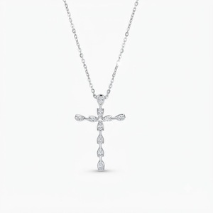 Colgante de Cruz Cristiana con Diamante Moissanita Cultivado en Laboratorio, Corte Pera, Claridad DEF VS VVS, Certificado IGI, Oro Sólido de 10K, 14K, 18K - Product Image 2